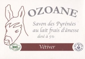 Savon bio au lait frais d'ânesse et à l'huile essentielle de vétiver